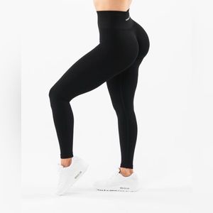 ALPHALETE Amplify Leggings